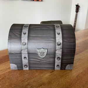 *NEW 2024 LAS VEGAS RAIDERS SEASON TICKET HOLDER TREASURE CHEST BOX PIRATE MAP